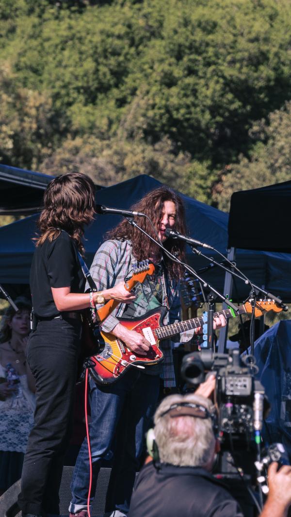 COURTNEY BARNETT MATT BLAKE 4507